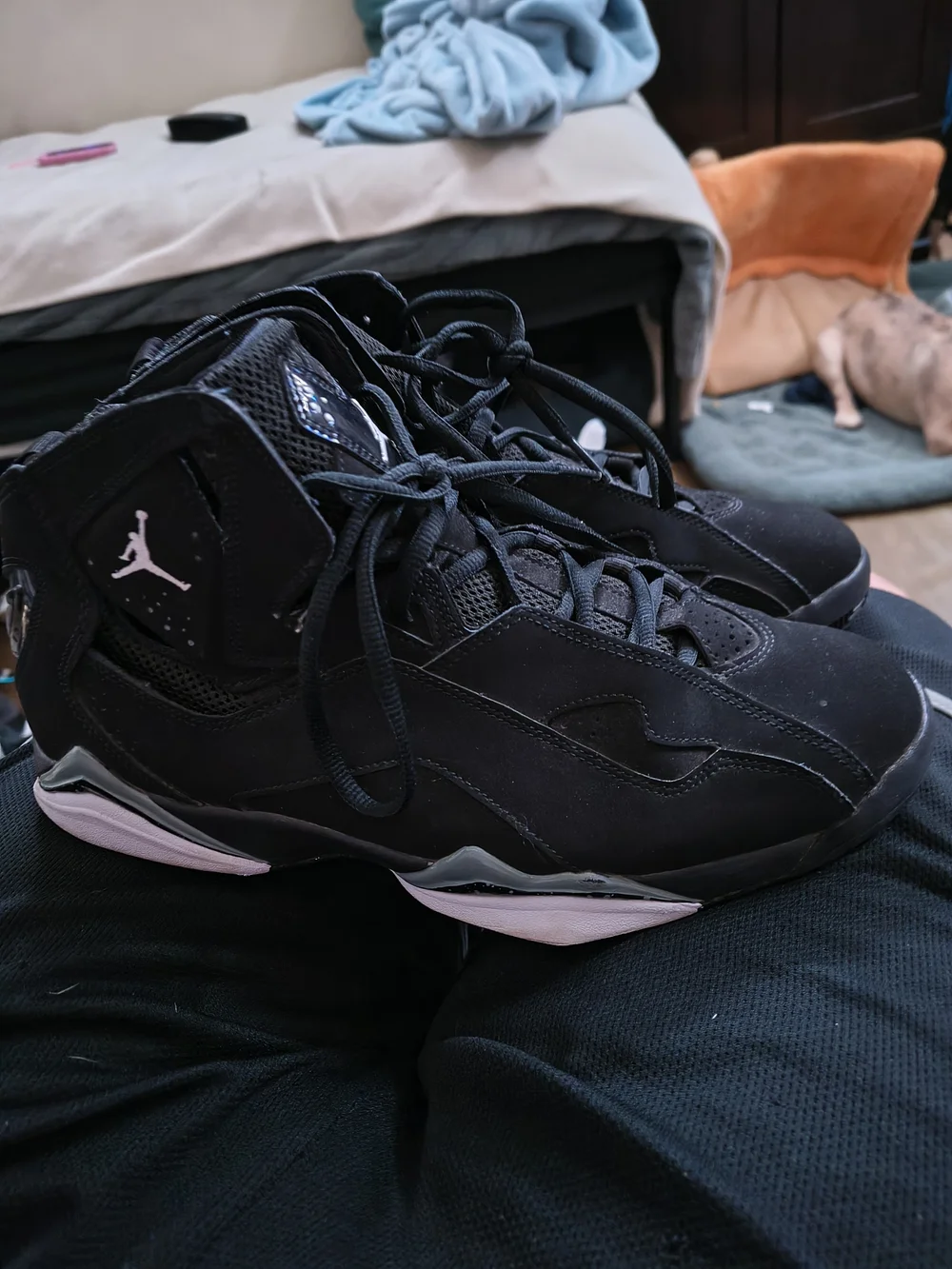 Sz 11.5 Mens Black Jordan True Flights , Like New